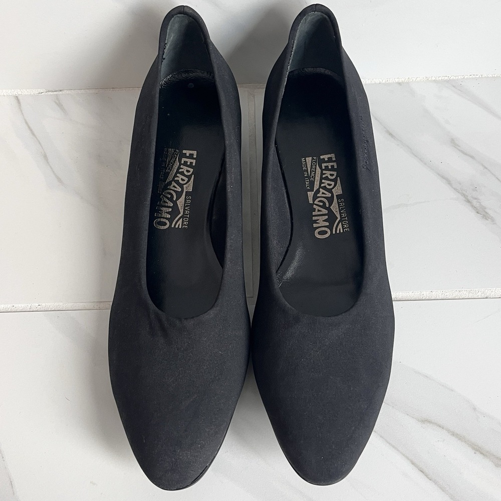 Salvatore Ferragamo Black Low Wedge Pump Stretch Textile Fabric Shoe 7.5 2A
